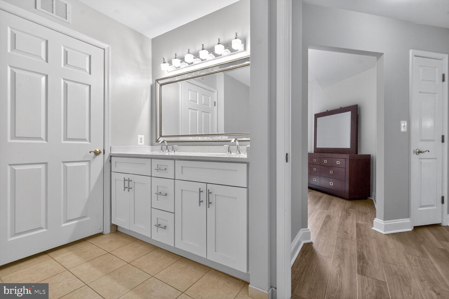 STRATFORD CONDOMINIUMS - Residential