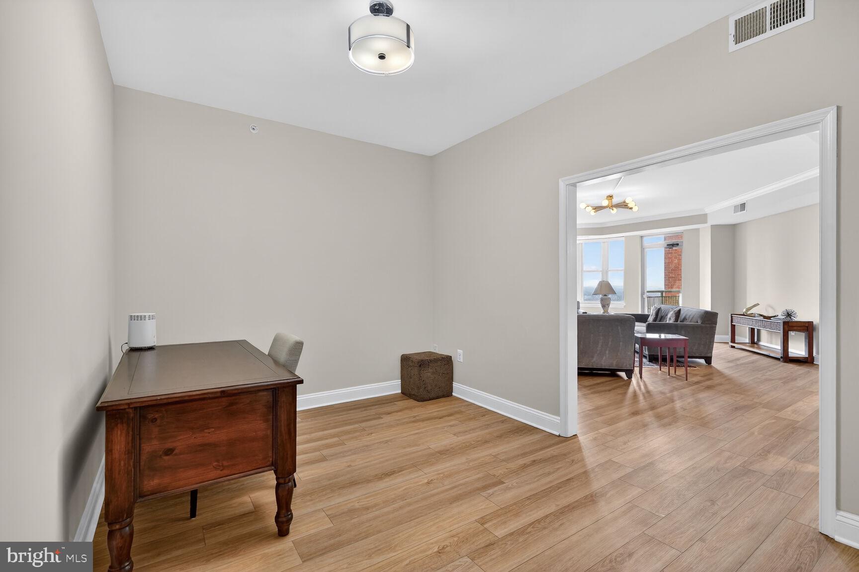 STRATFORD CONDOMINIUMS - Residential