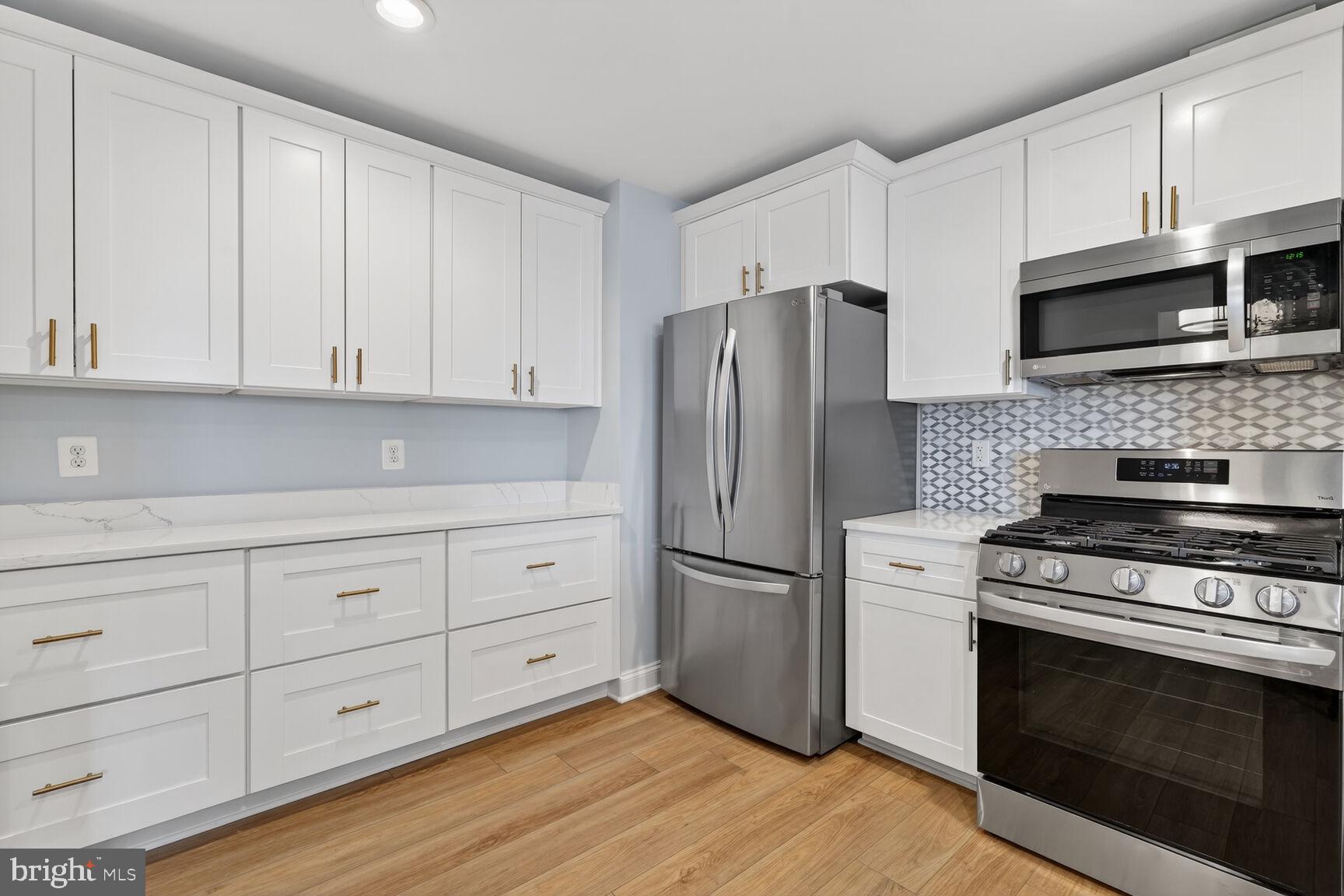 STRATFORD CONDOMINIUMS - Residential