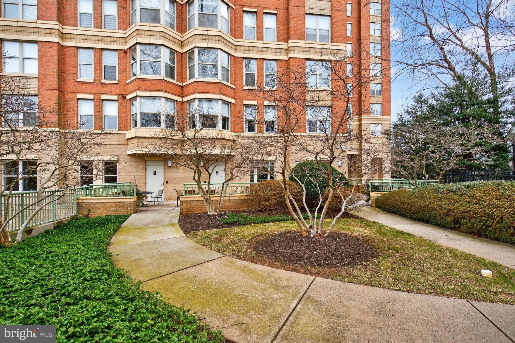 STRATFORD CONDOMINIUMS - Residential