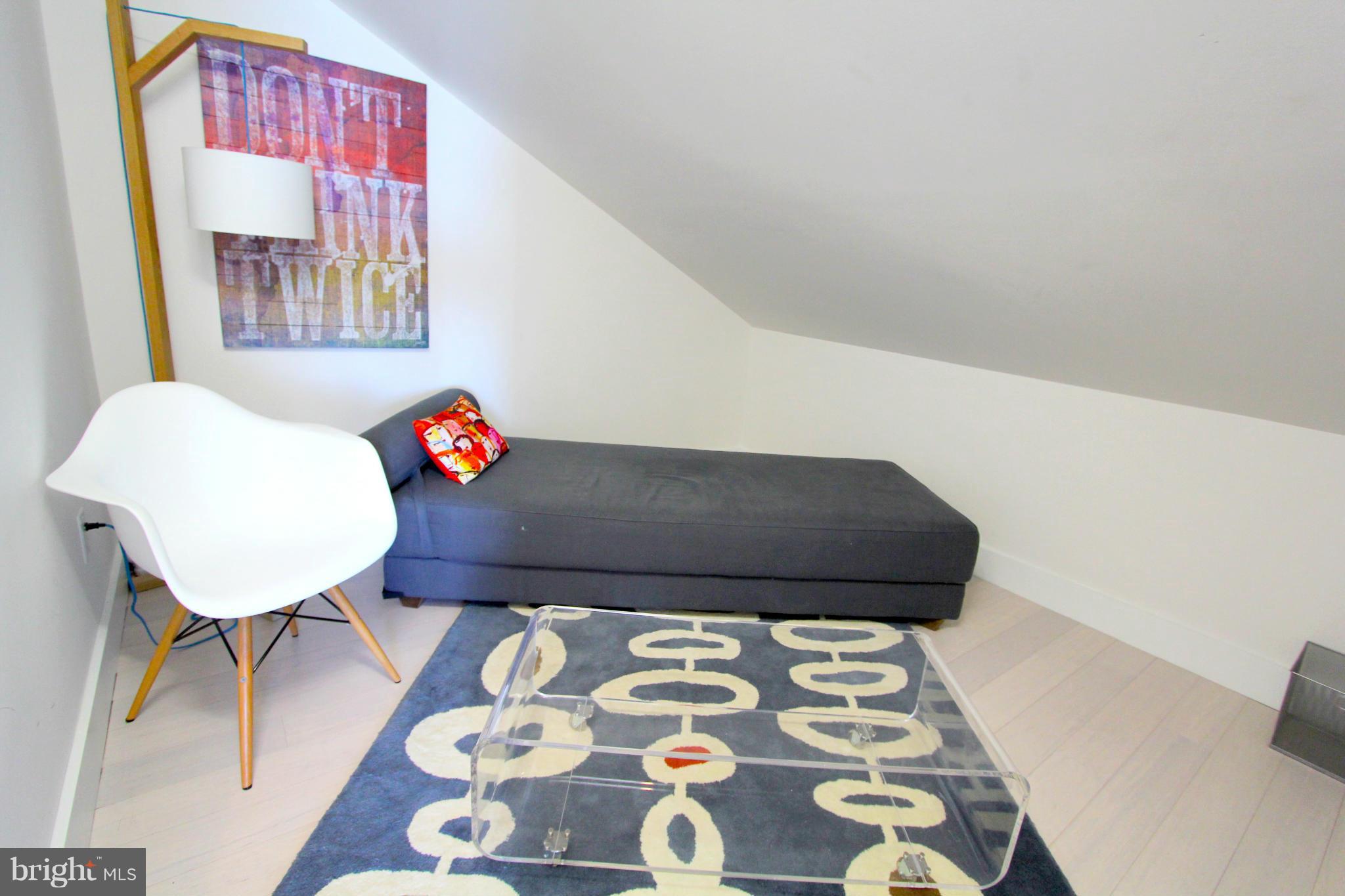 HAYS BEACH - Residential