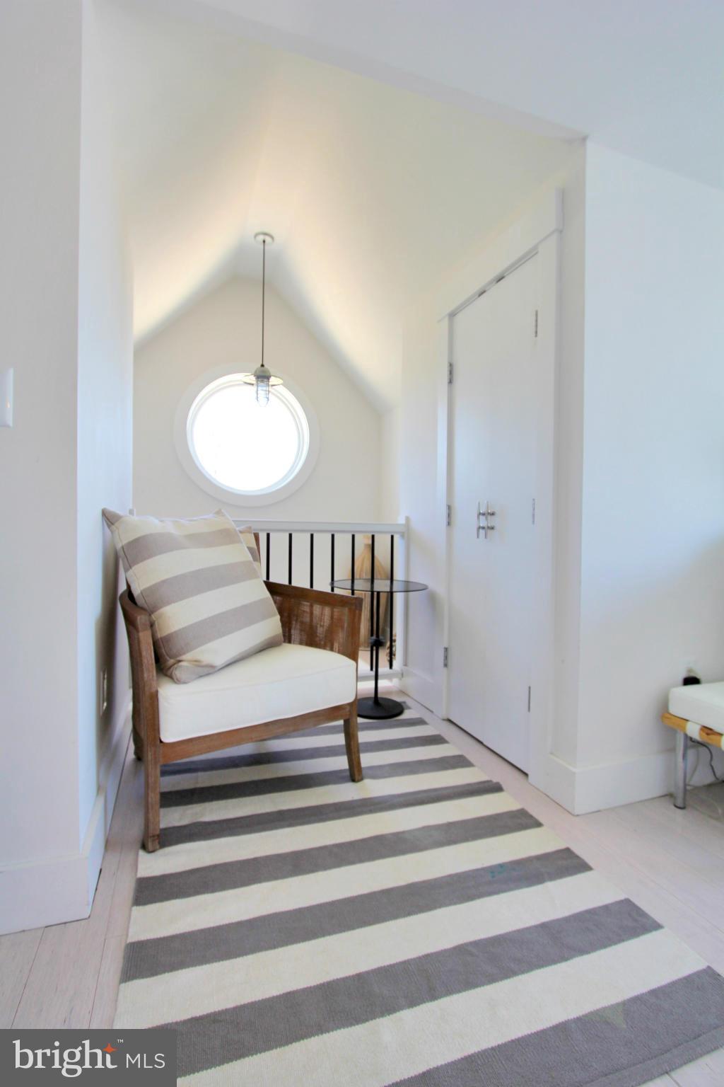 HAYS BEACH - Residential