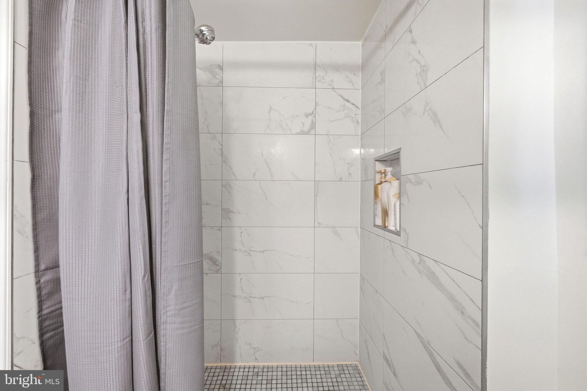 RAVENSWORTH PARK - Residential Lease