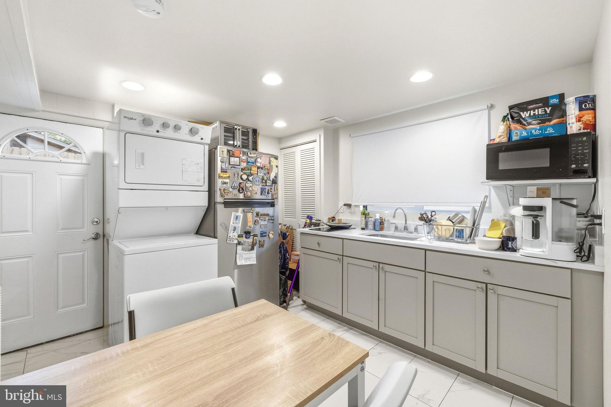 RAVENSWORTH PARK - Residential Lease