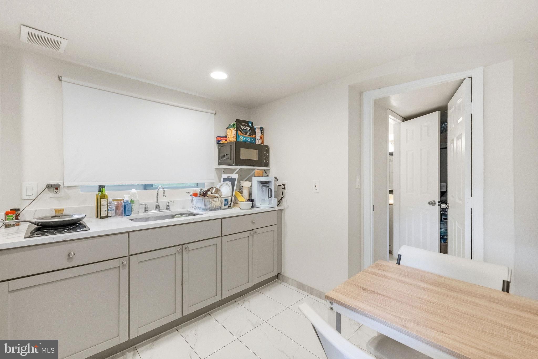 RAVENSWORTH PARK - Residential Lease