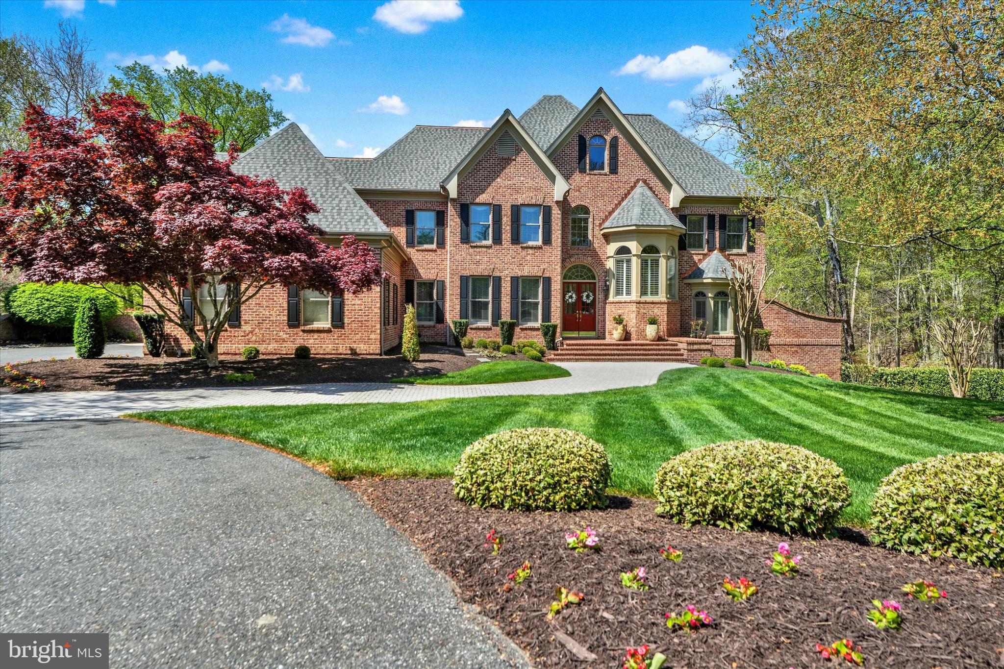 1402 THORNDON DRIVE