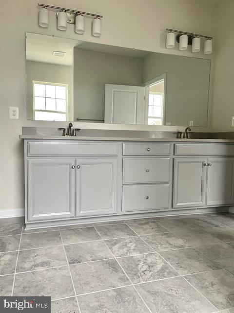 WESTVIEW SOUTH - Residential Lease