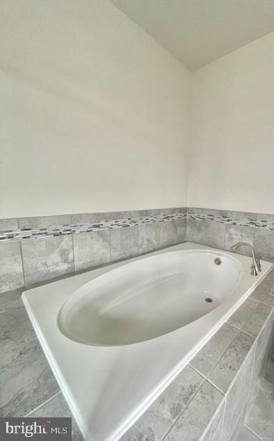 WESTVIEW SOUTH - Residential Lease