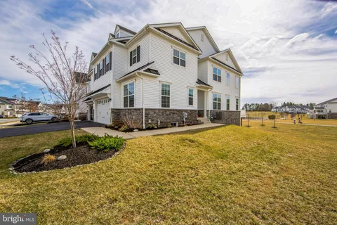 422 Lee Place, Exton, PA 19341 - MLS#: PACT2093656