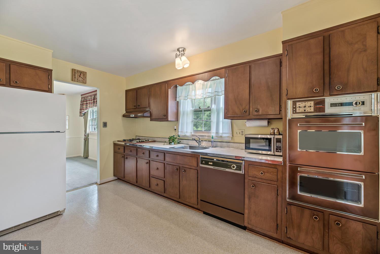 CHATHAM MEWS - Residential