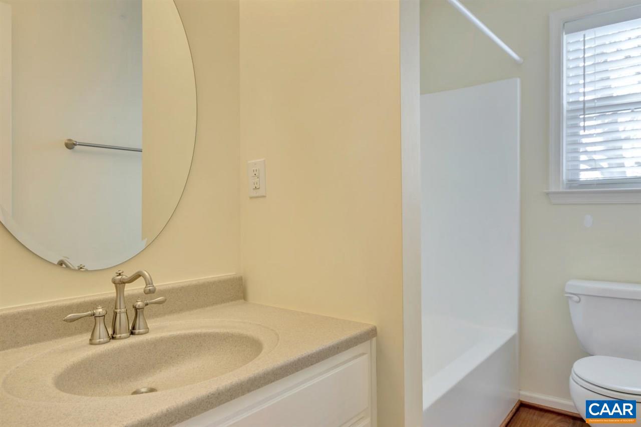 FOREST LAKES SOUTH - Residential Lease