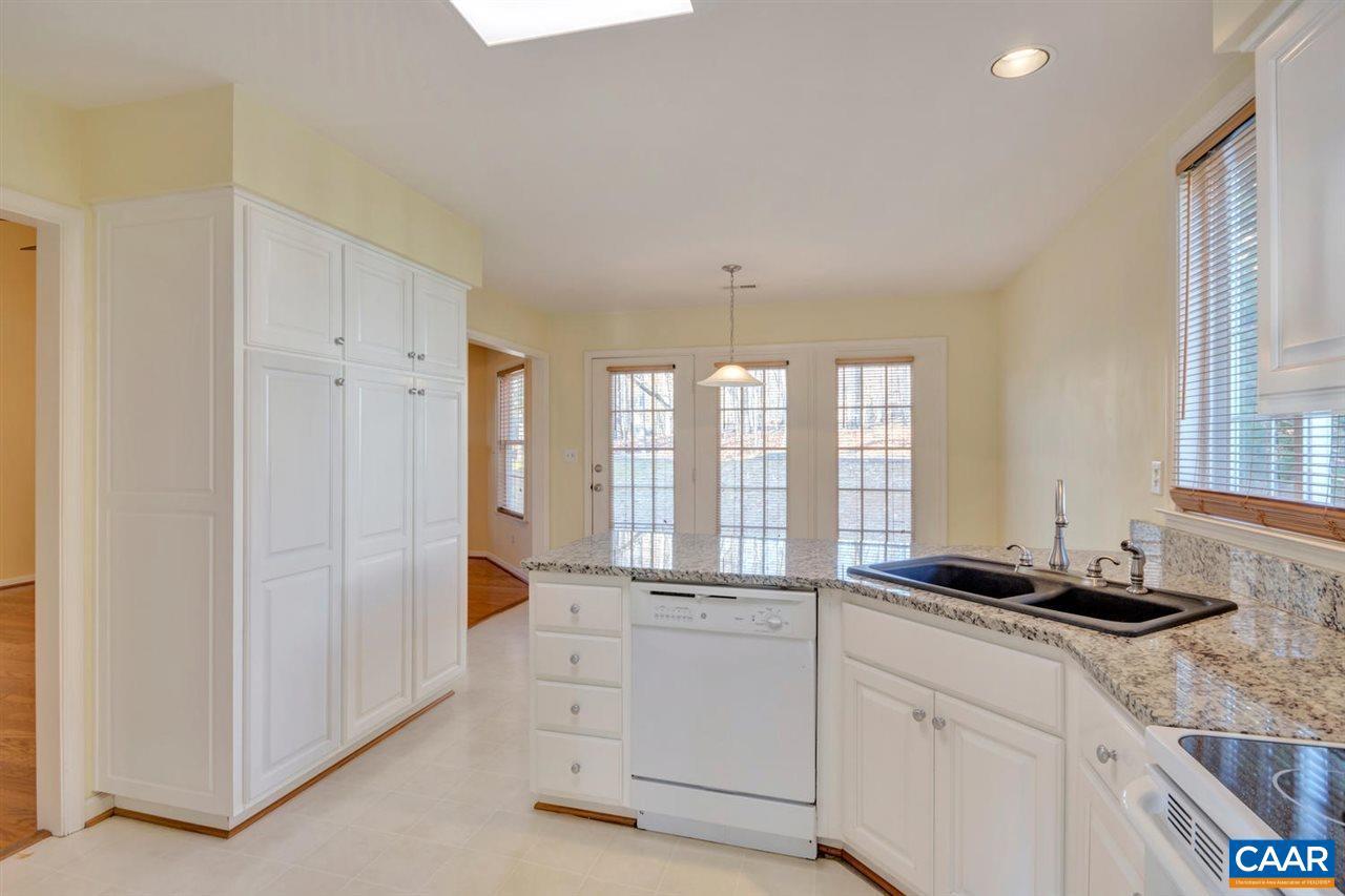 FOREST LAKES SOUTH - Residential Lease