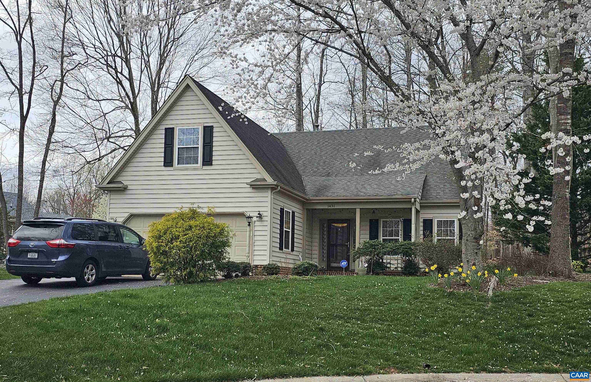 FOREST LAKES SOUTH - Residential Lease