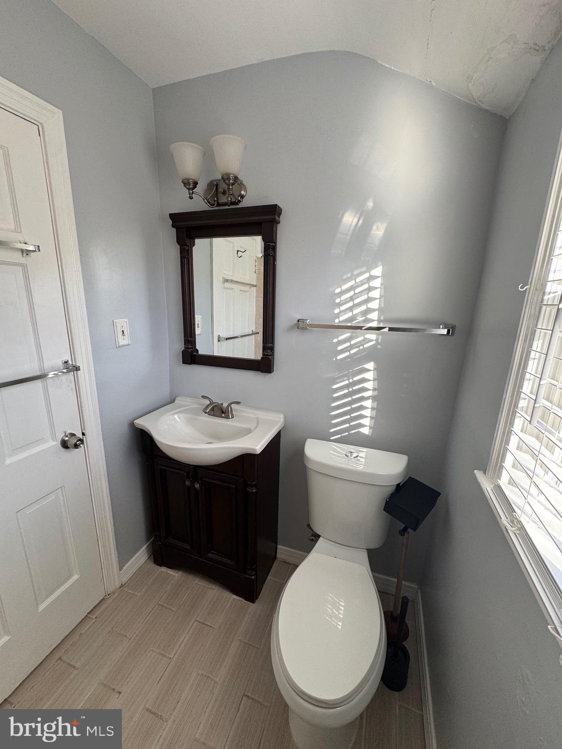 ARLINGTON - Residential Lease