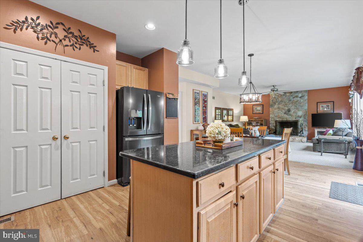 7662 SWALLOW ROAD