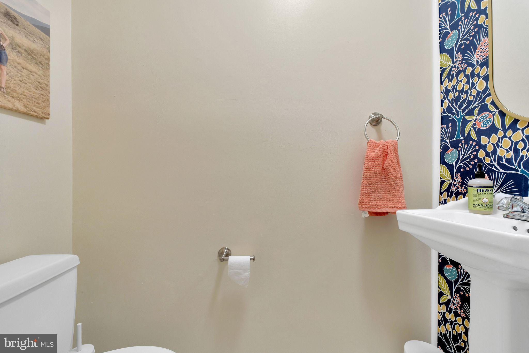 LAKEPOINTE - Residential