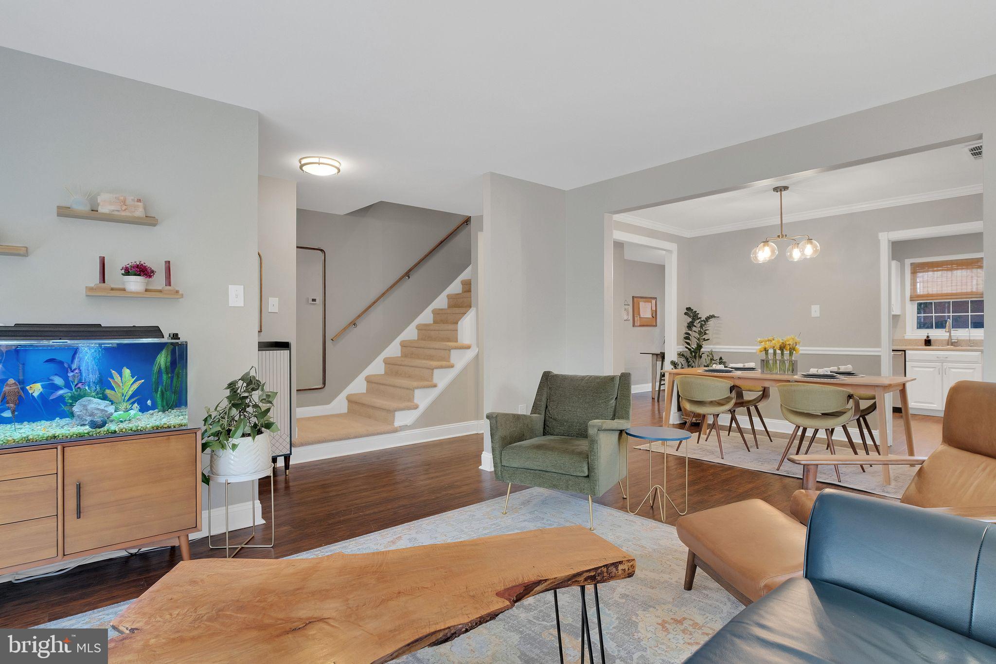 LAKEPOINTE - Residential