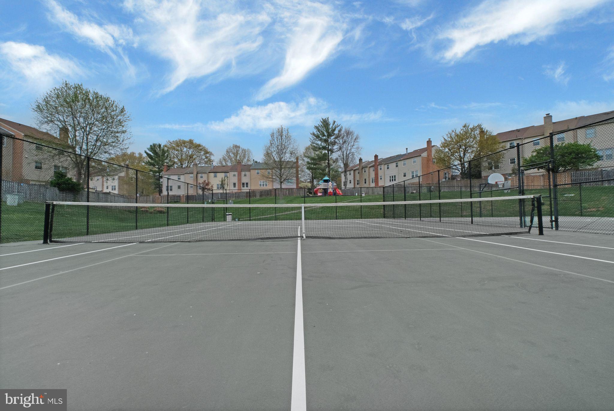 LAKEPOINTE - Residential