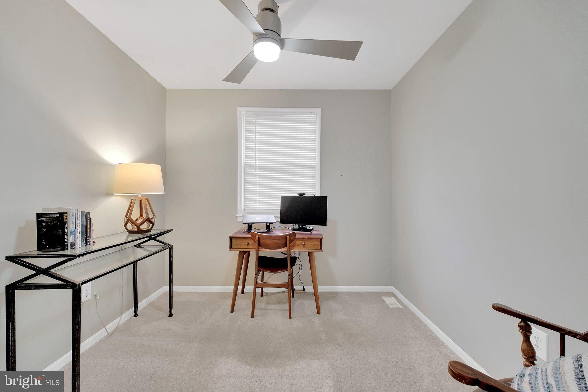 LAKEPOINTE - Residential