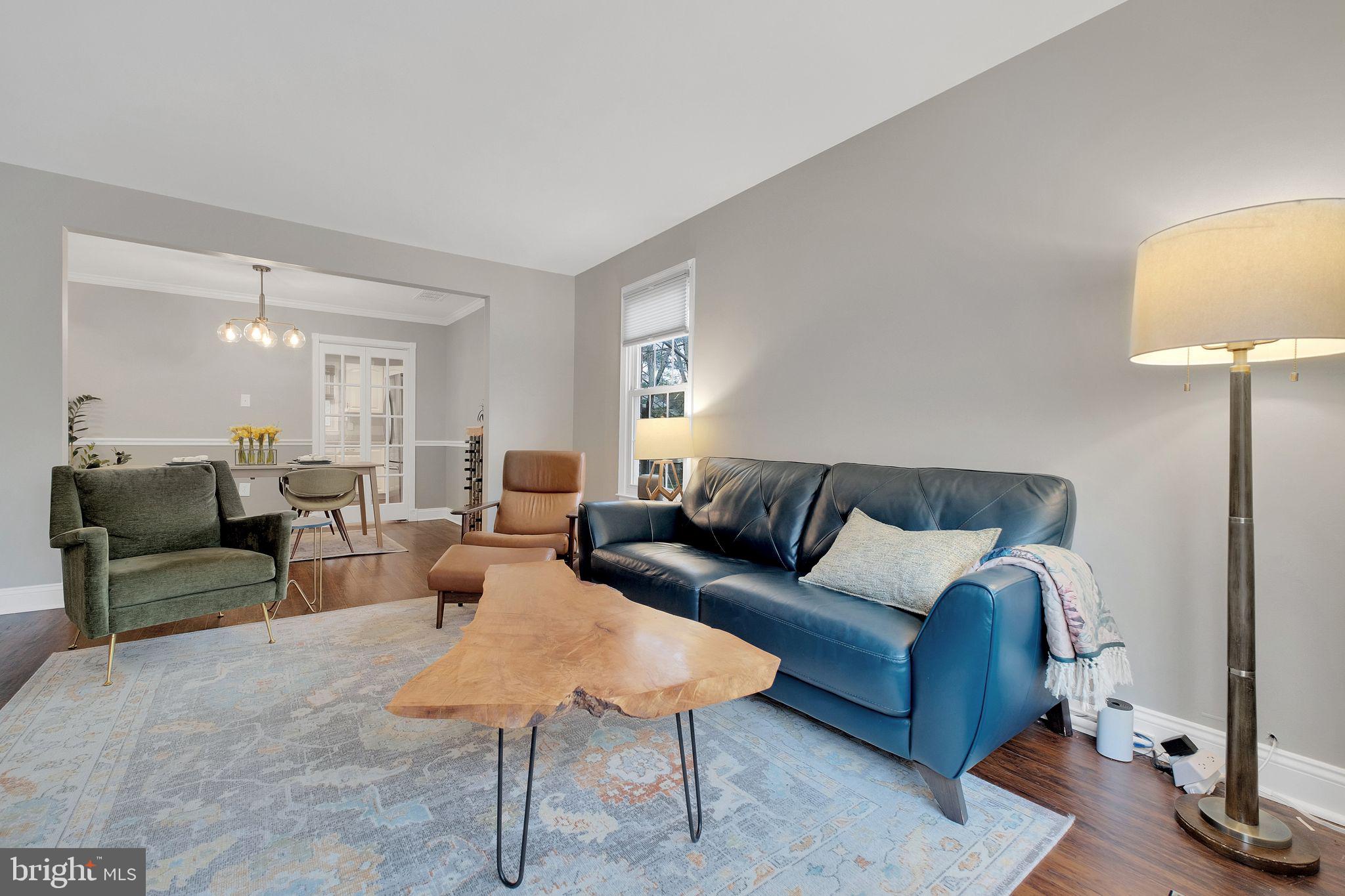 LAKEPOINTE - Residential