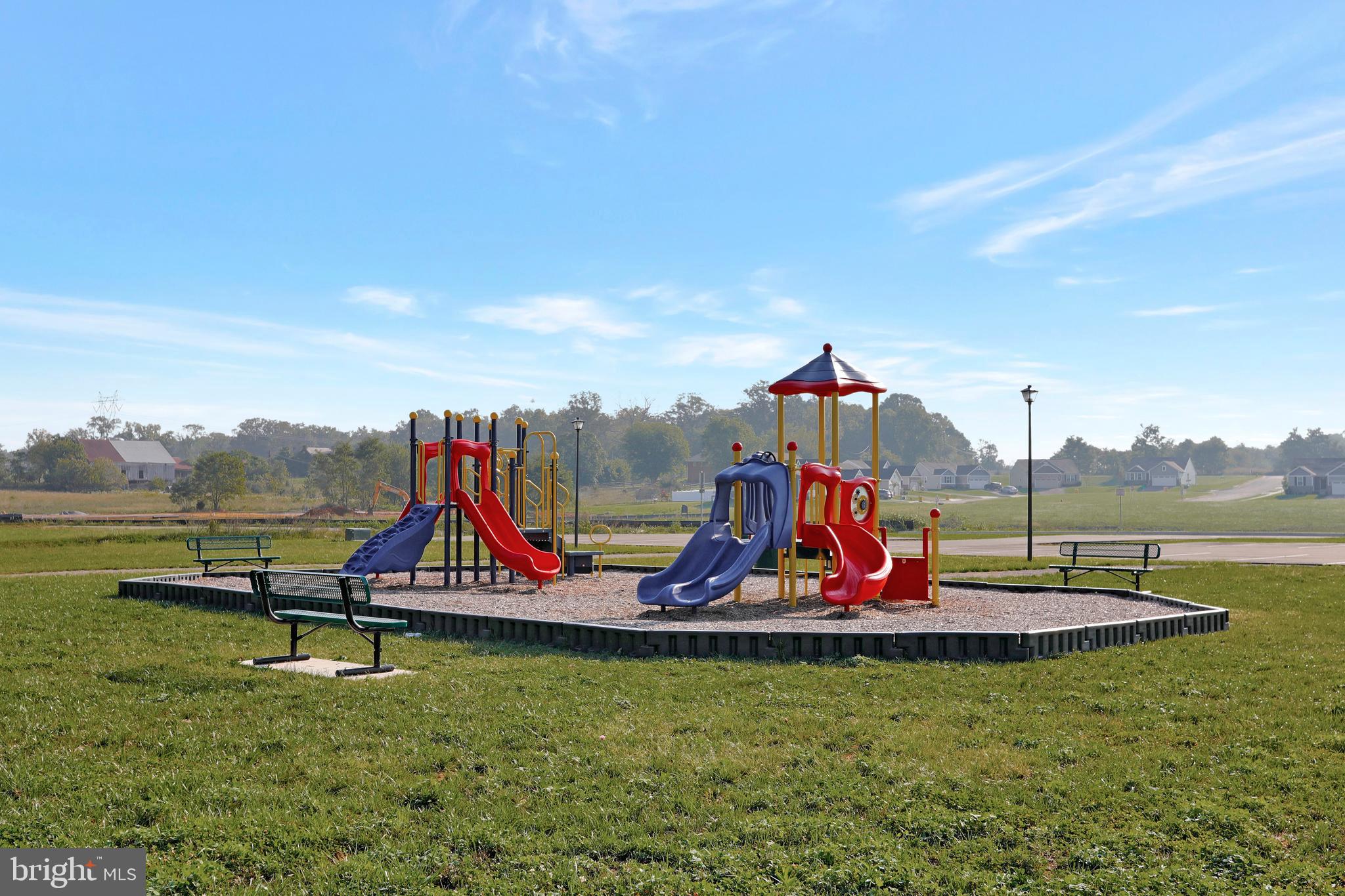 THE LAKES AT MARTINSBURG - Residential Lease