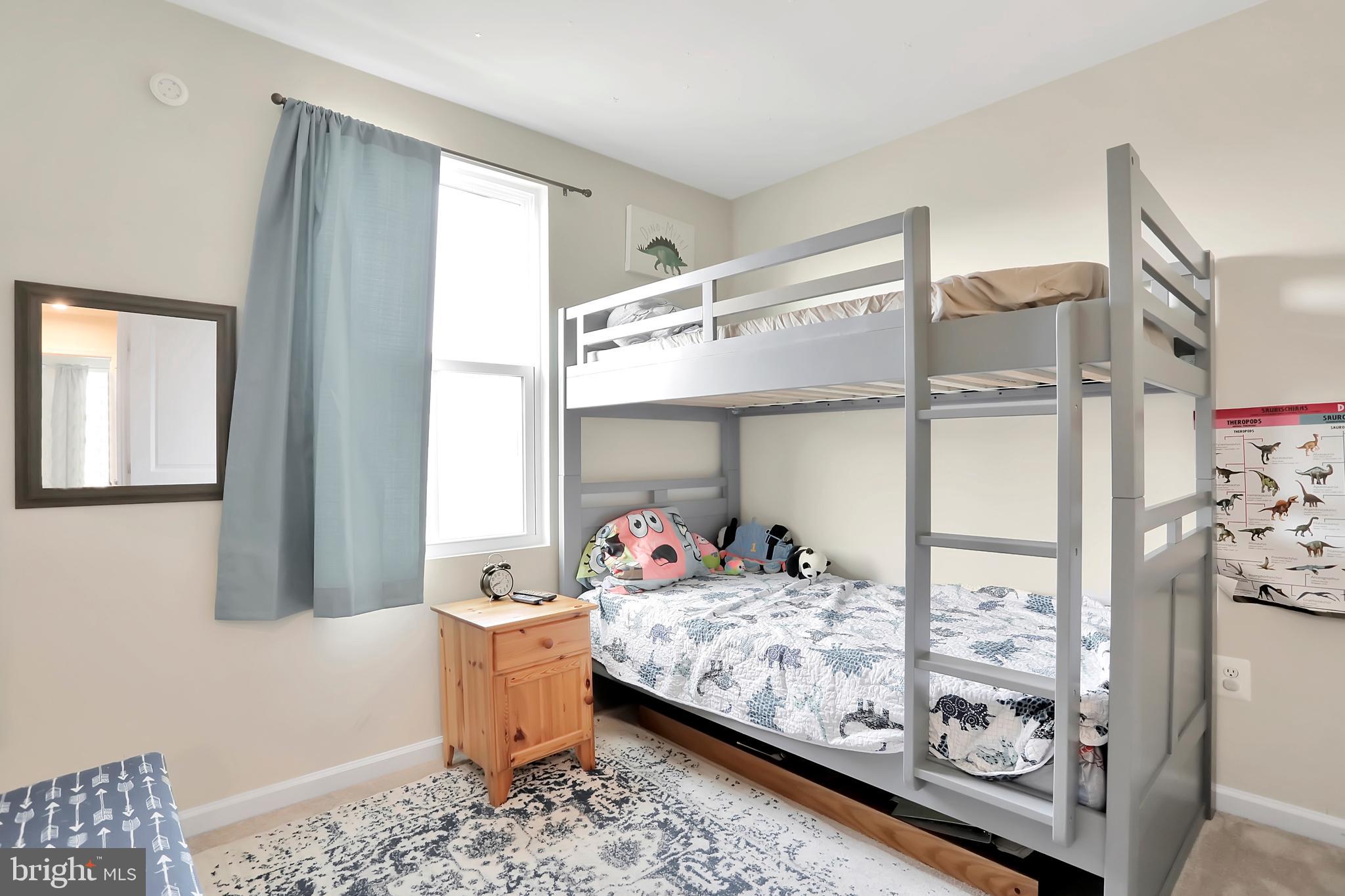 THE LAKES AT MARTINSBURG - Residential Lease