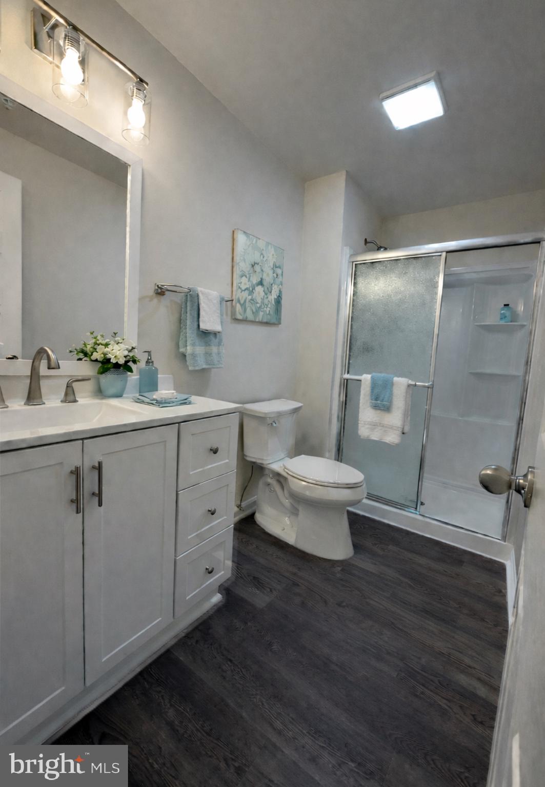 MARKET SQUARE - Residential Lease