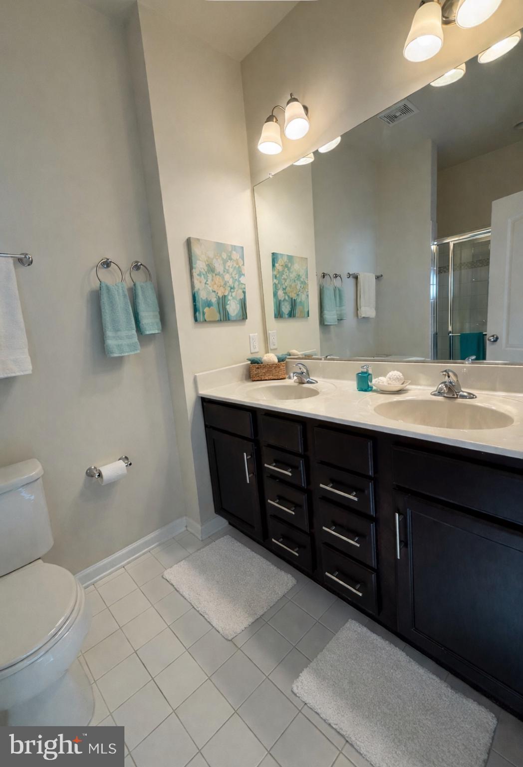 MARKET SQUARE - Residential Lease