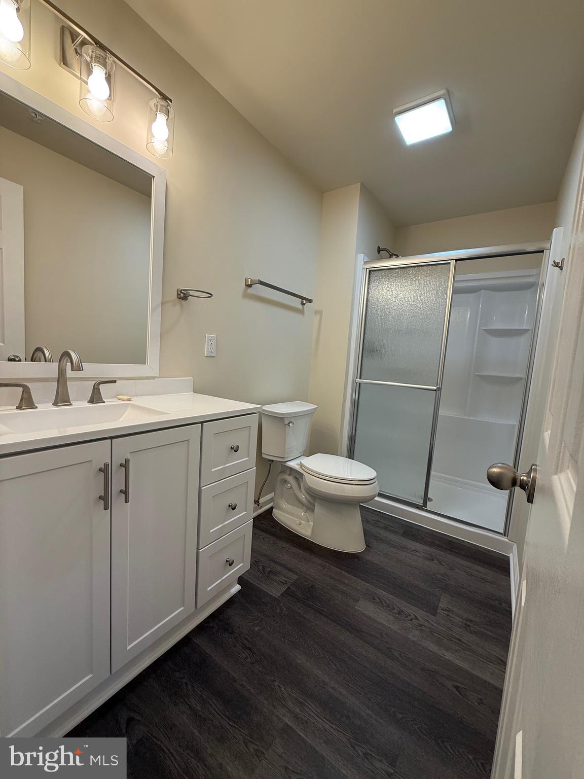 MARKET SQUARE - Residential Lease