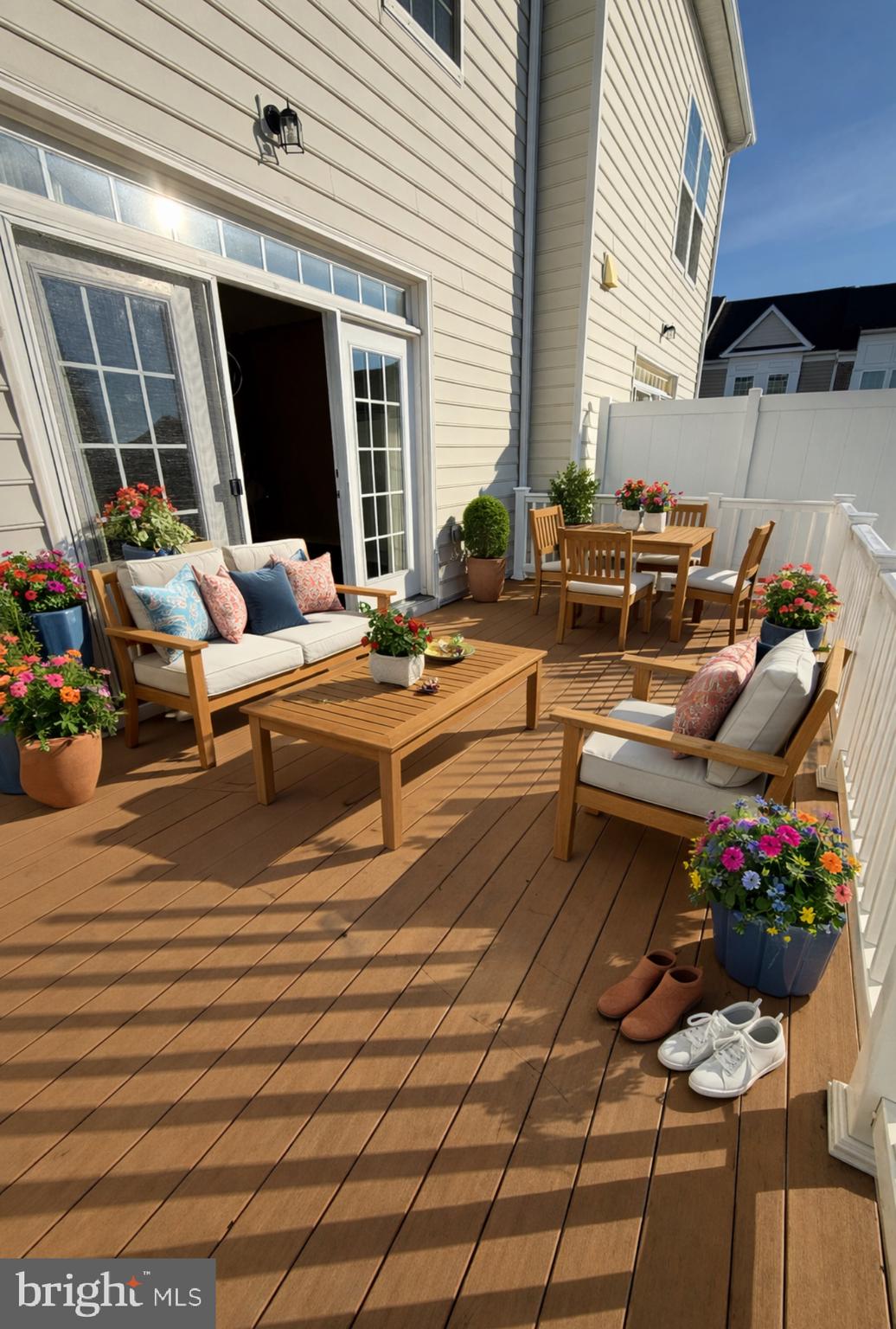 MARKET SQUARE - Residential Lease