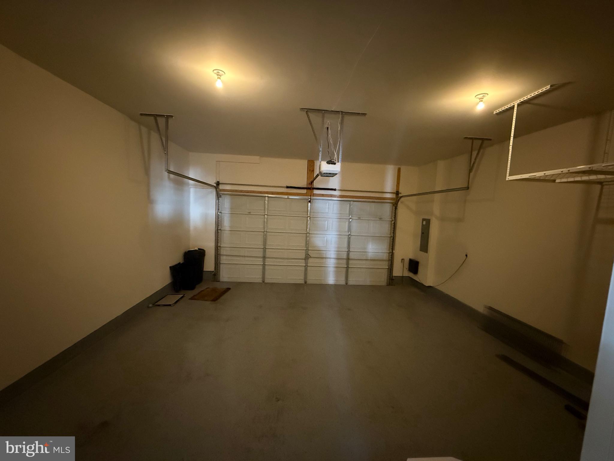 MARKET SQUARE - Residential Lease