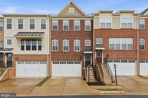 Photo of 25349 Wakestone Park Terrace, CHANTILLY, VA 20152 (MLS # VALO2118660)