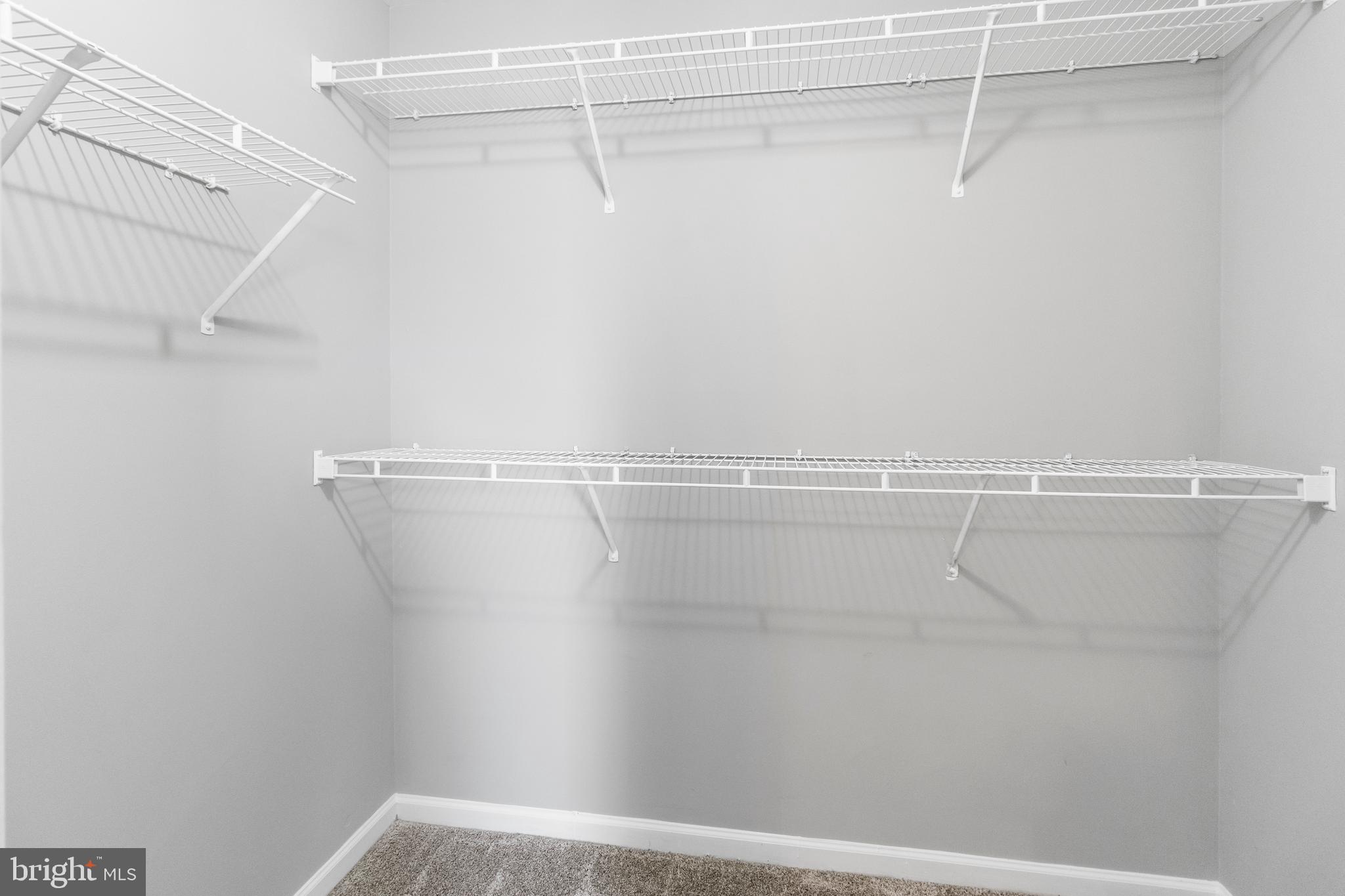 HILLTOP MANOR - Residential