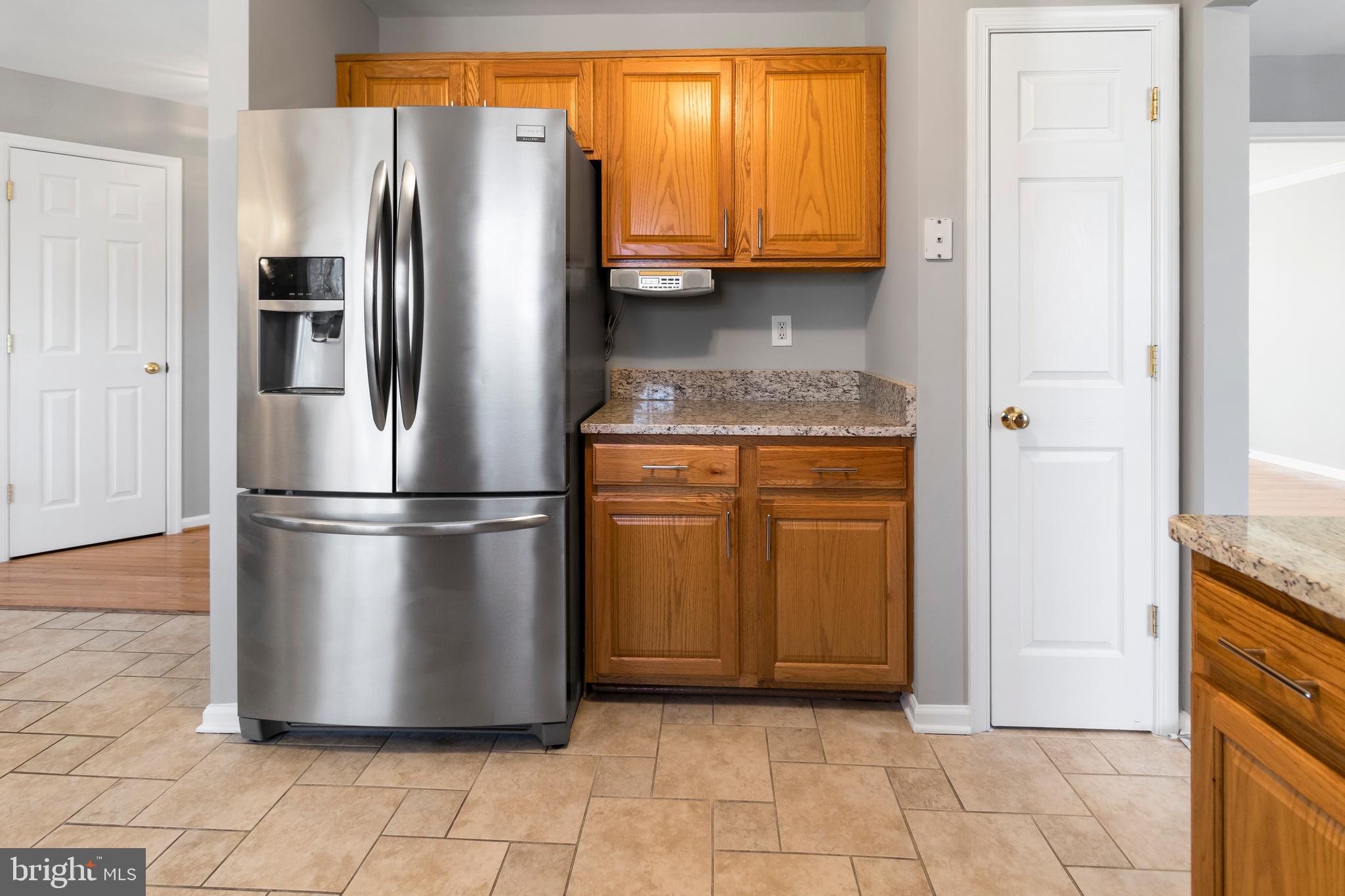 HILLTOP MANOR - Residential