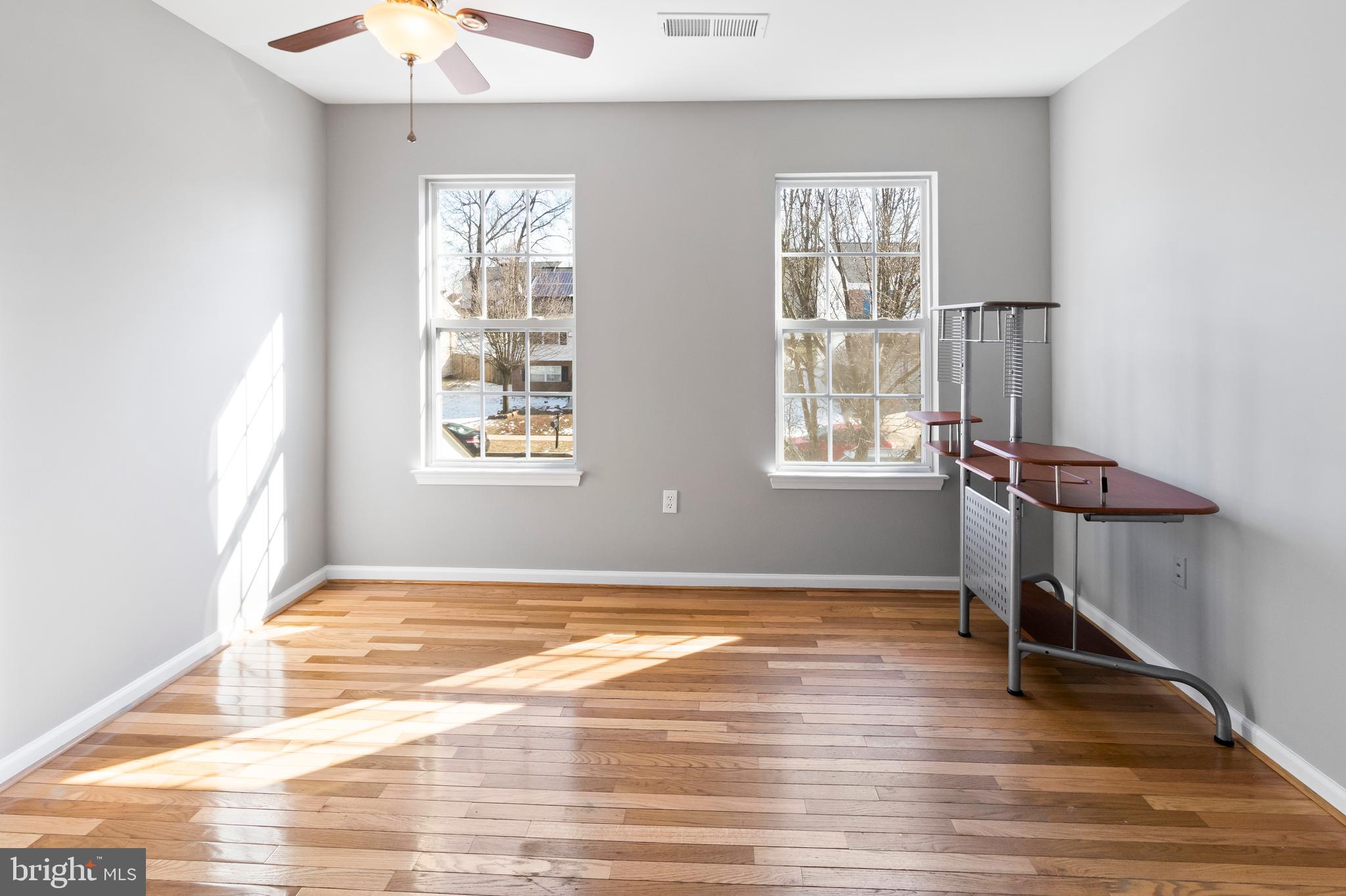 HILLTOP MANOR - Residential