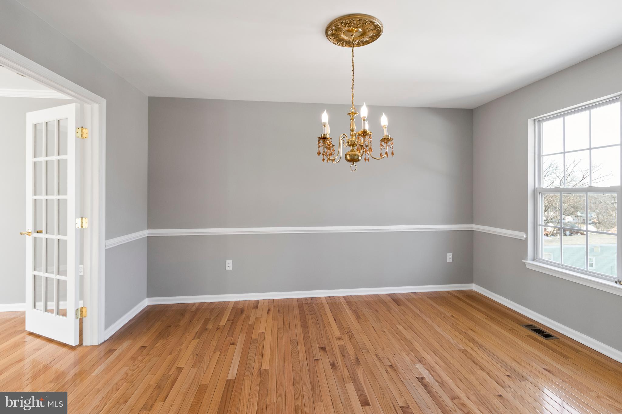 HILLTOP MANOR - Residential