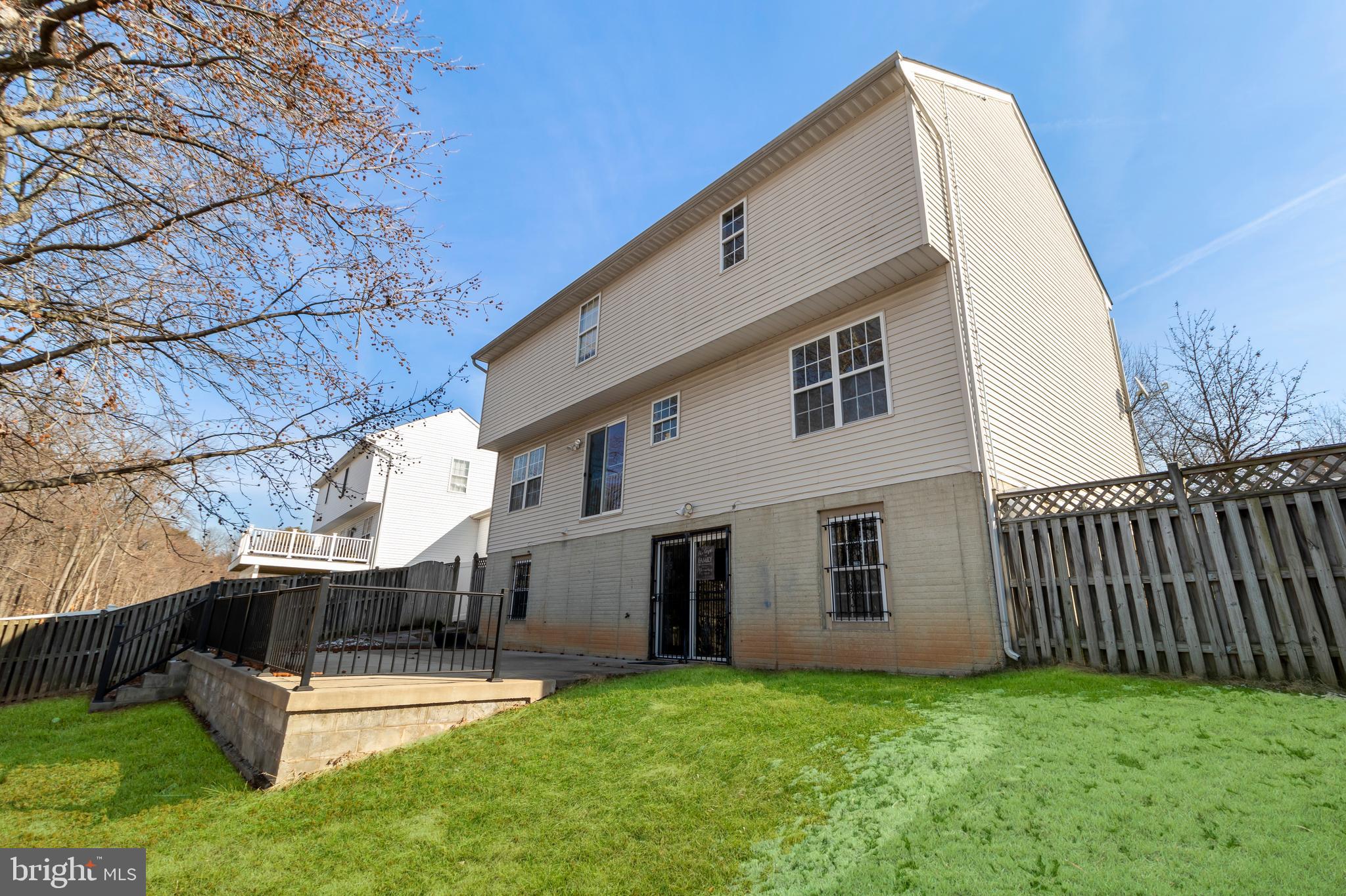 HILLTOP MANOR - Residential