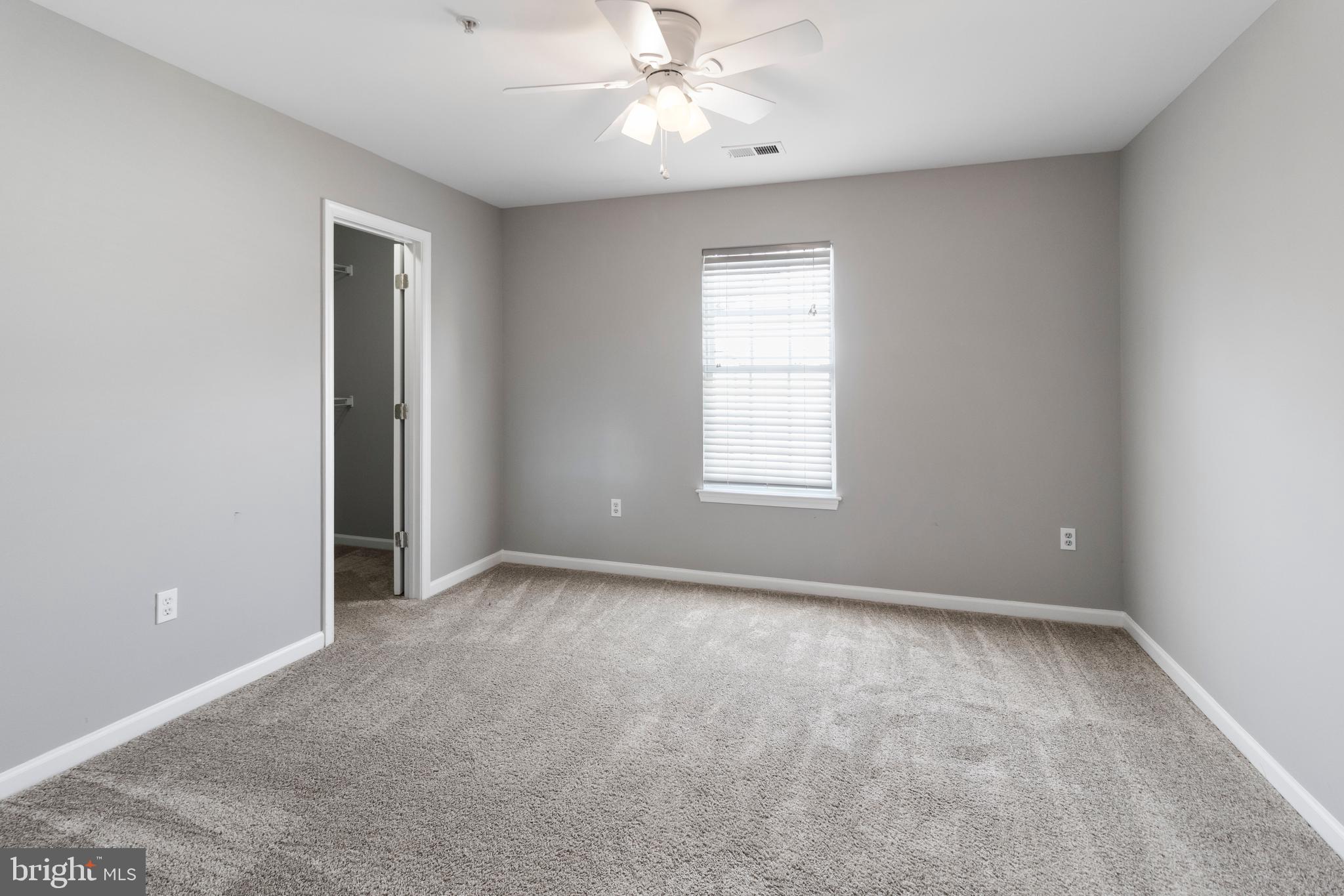 HILLTOP MANOR - Residential