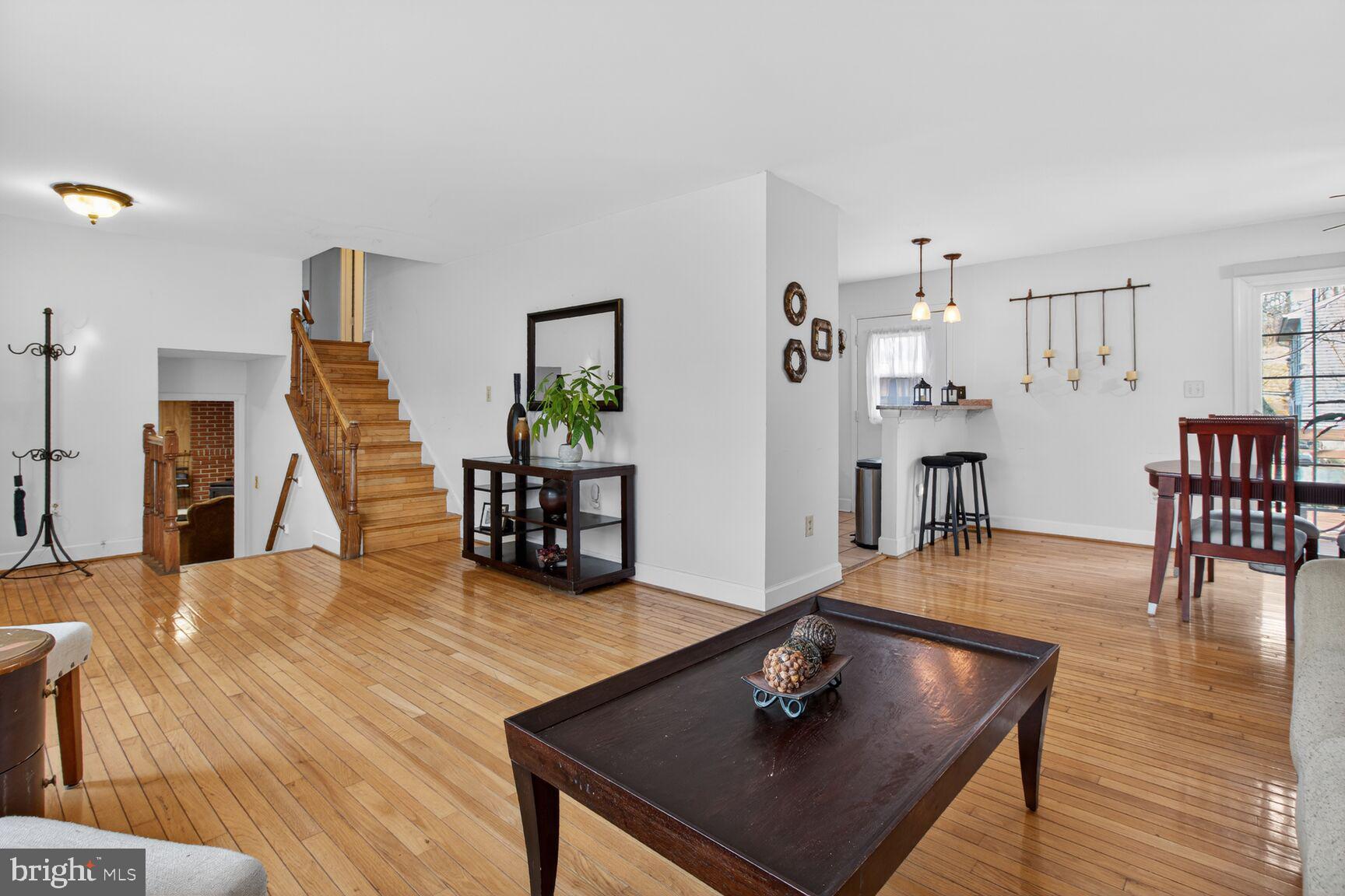 4709 HALE HAVEN DRIVE