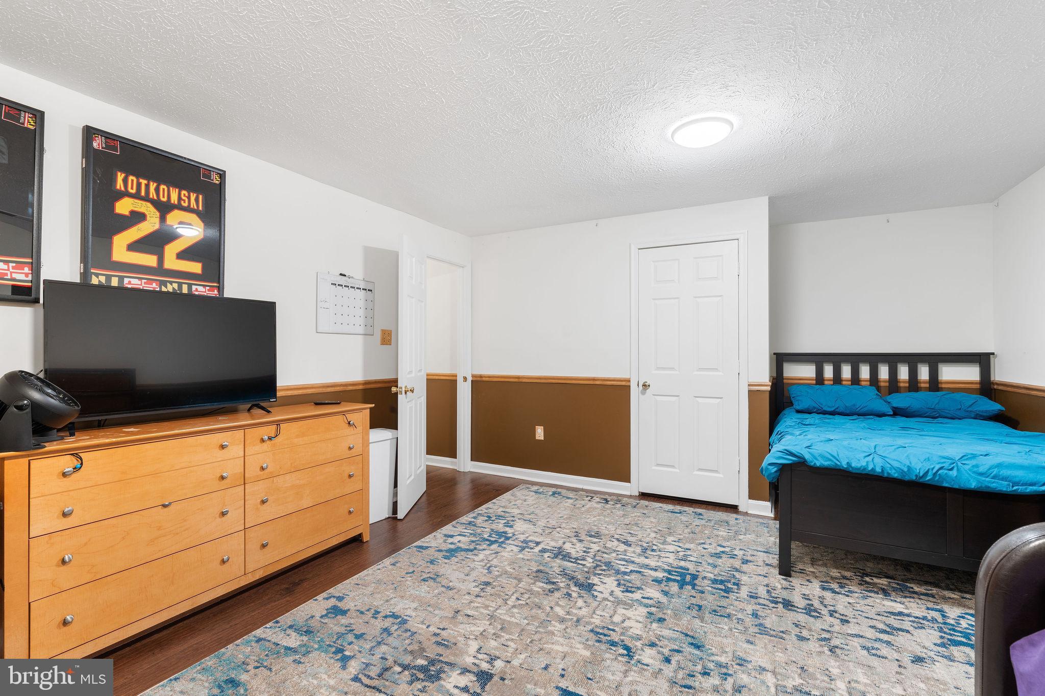 KINGS RANSOM CONDO - Residential Lease