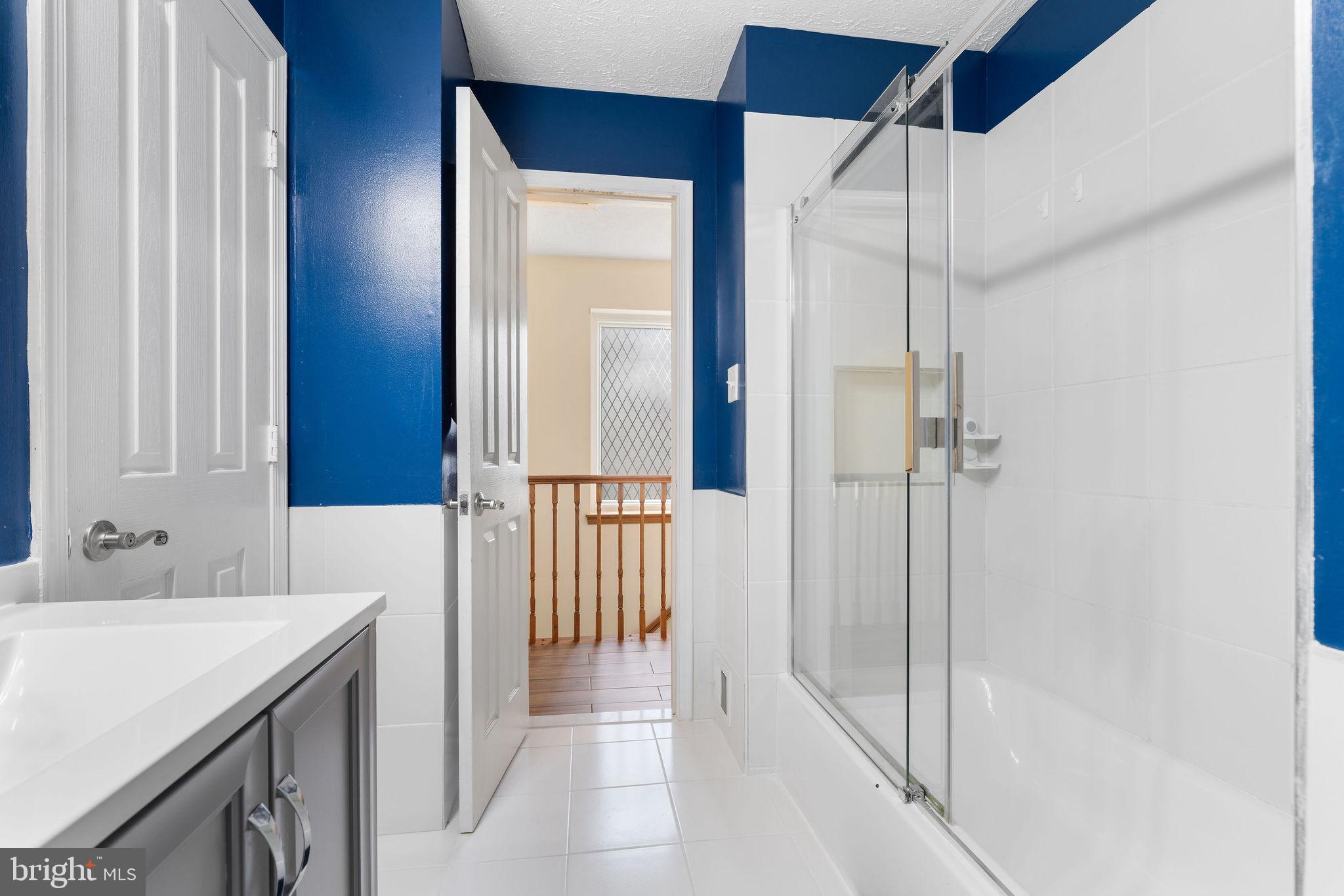 KINGS RANSOM CONDO - Residential Lease