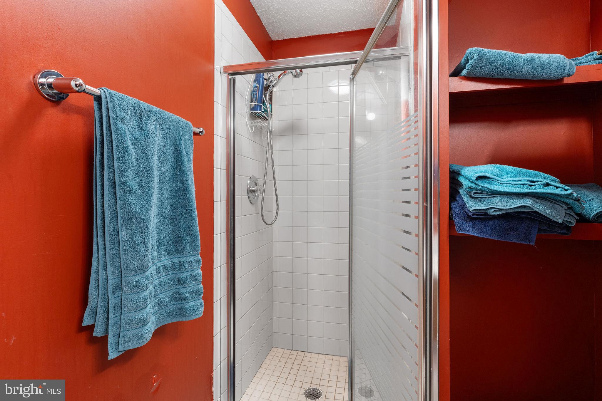 KINGS RANSOM CONDO - Residential Lease