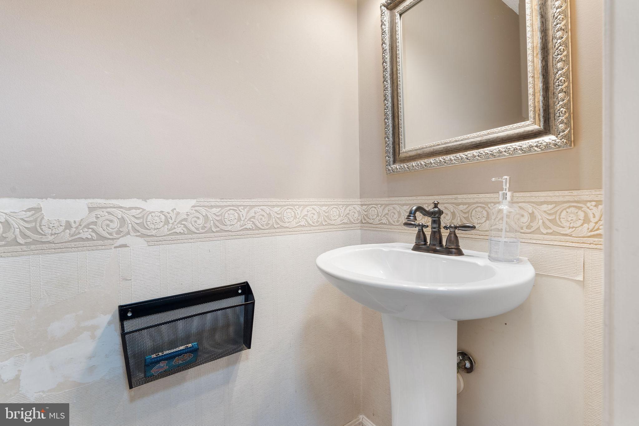 KINGS RANSOM CONDO - Residential Lease