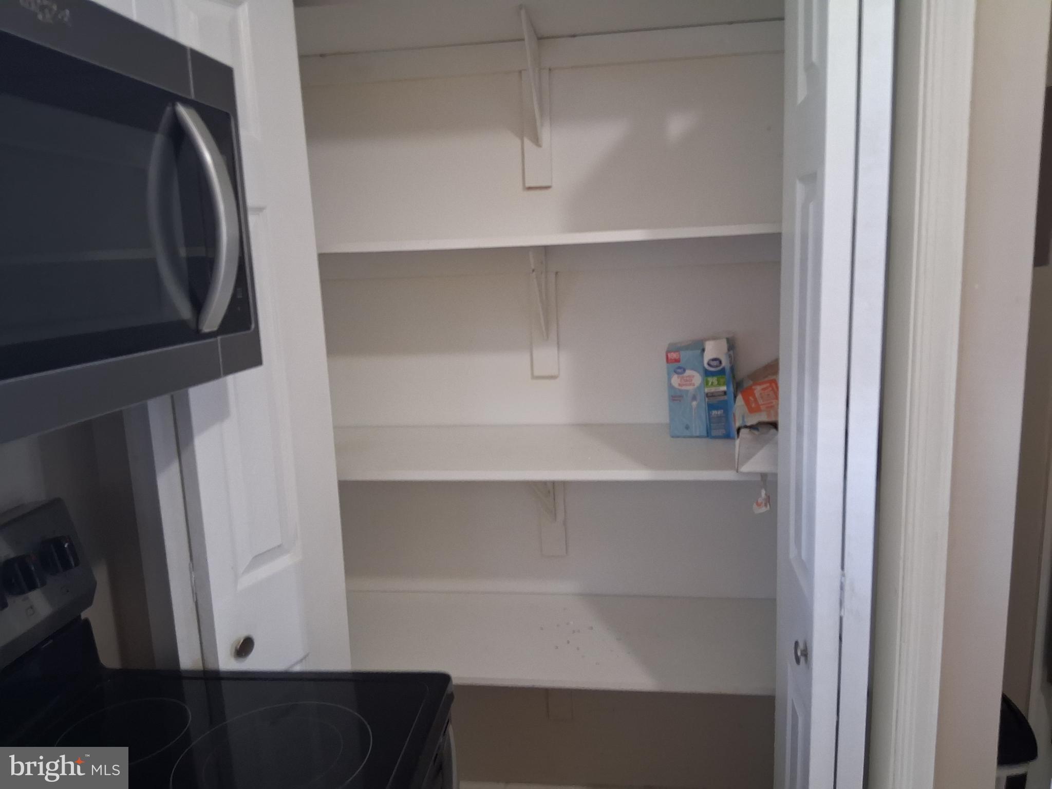 WALBROOK MANOR - Residential