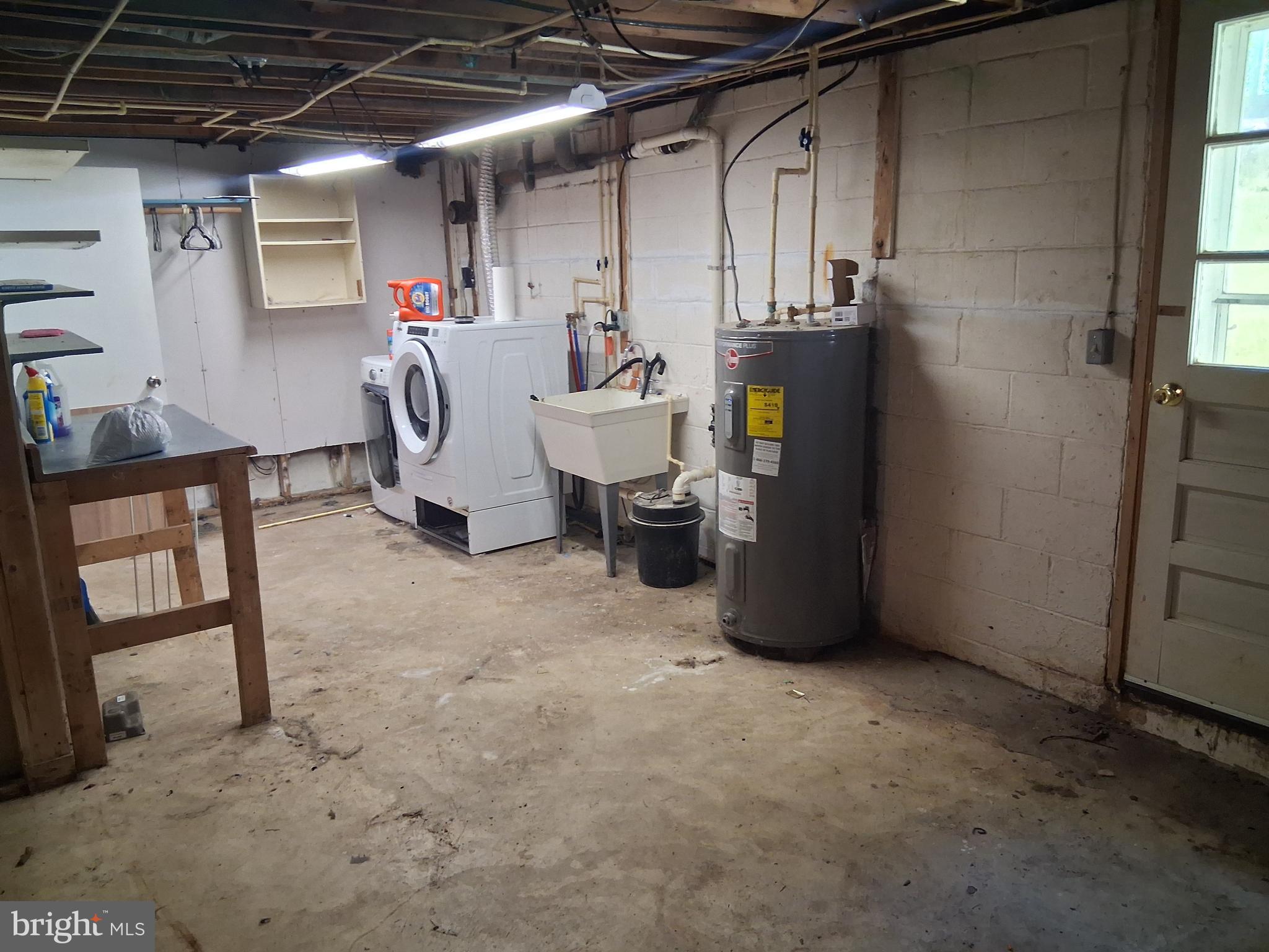 WALBROOK MANOR - Residential