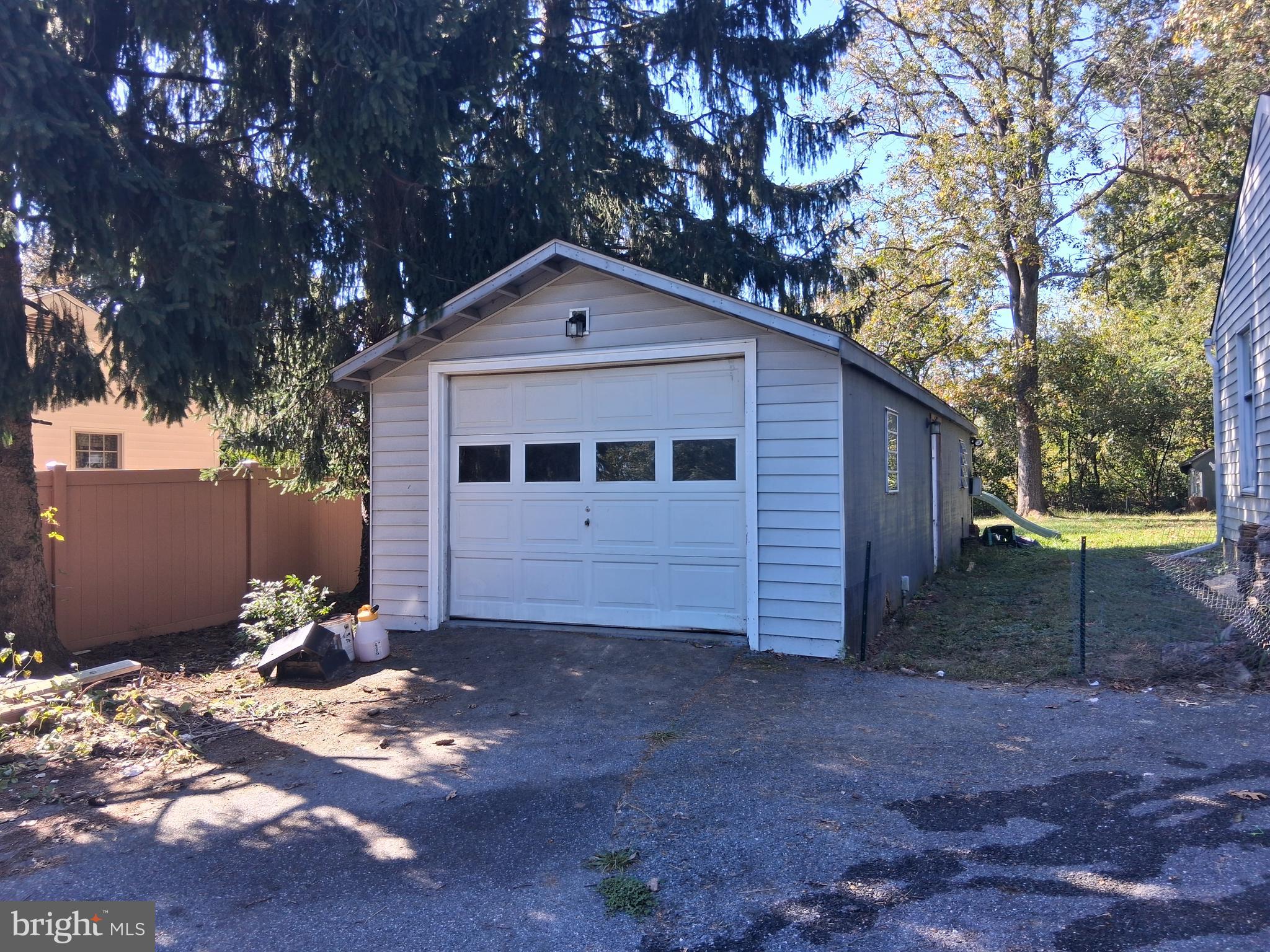 WALBROOK MANOR - Residential