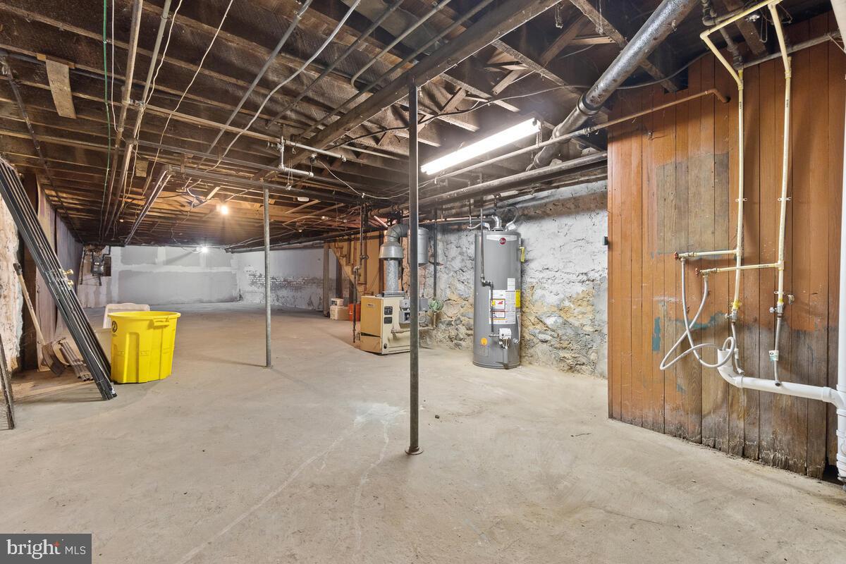 BELAIR-EDISON - Residential Lease