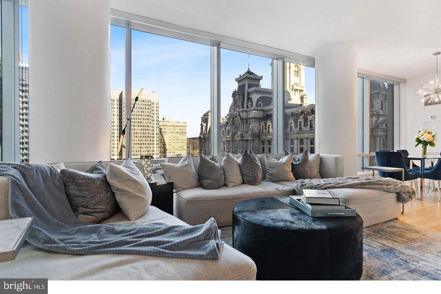 PENN SQUARE - Residential