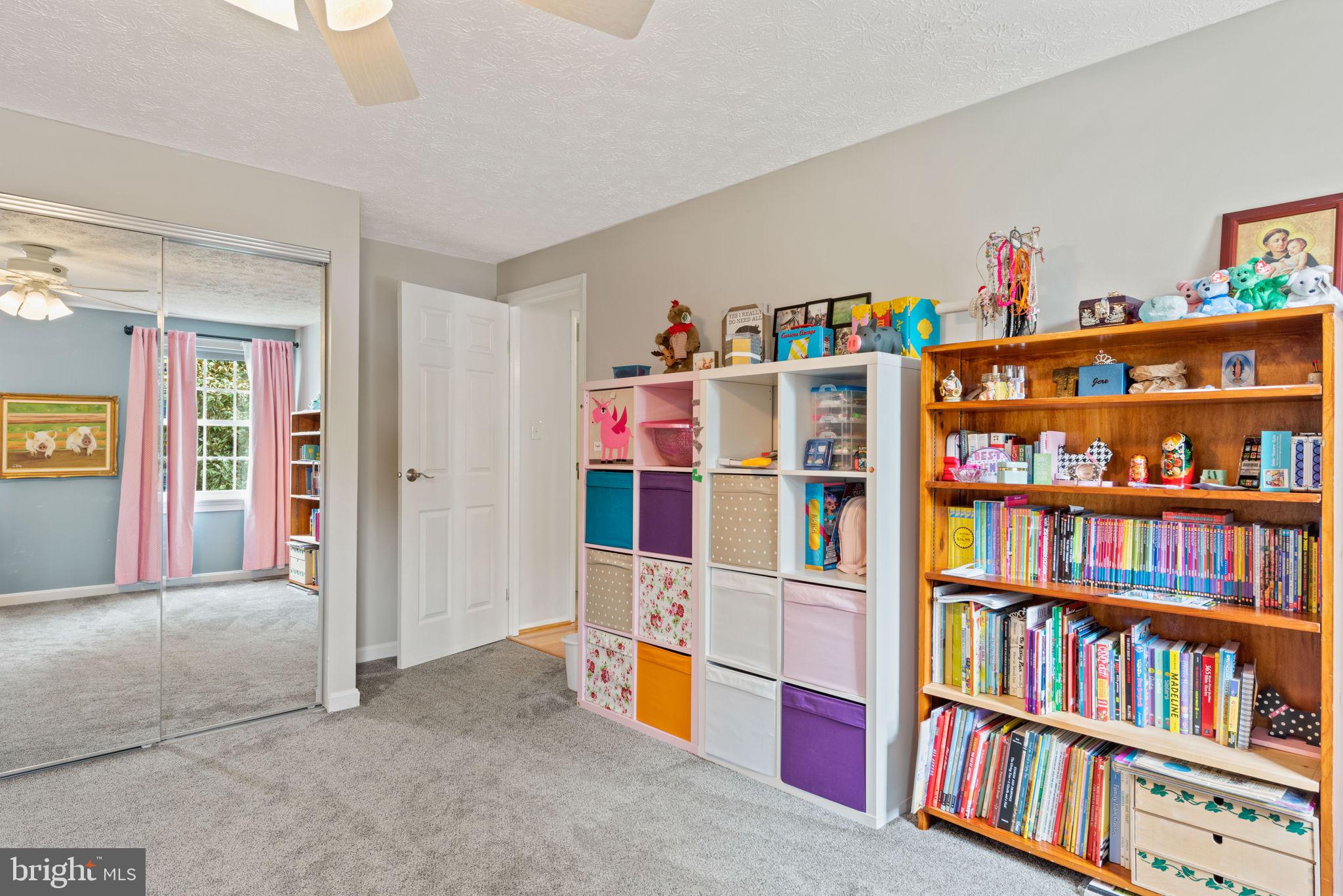 NEWINGTON FOREST - Residential