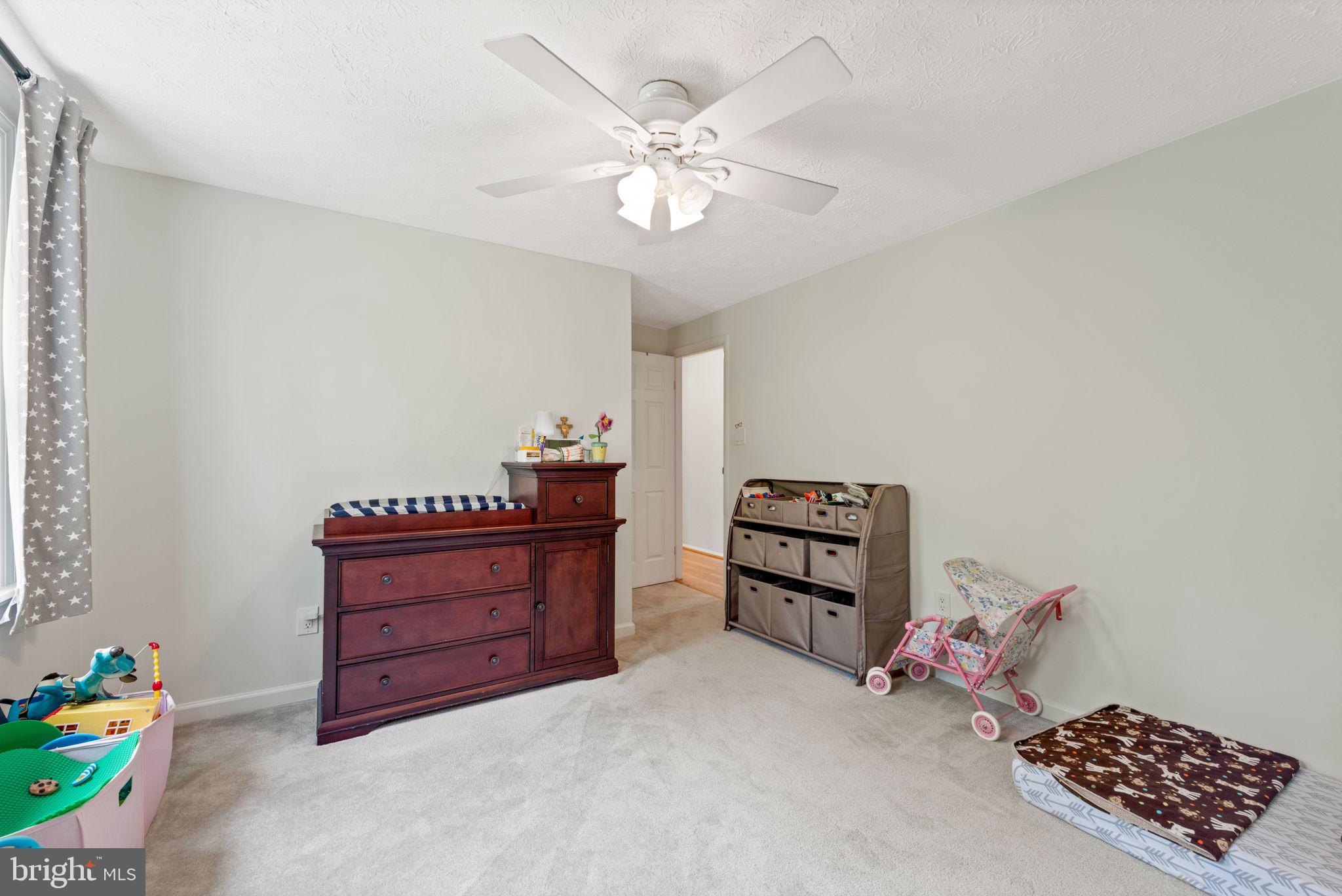 NEWINGTON FOREST - Residential